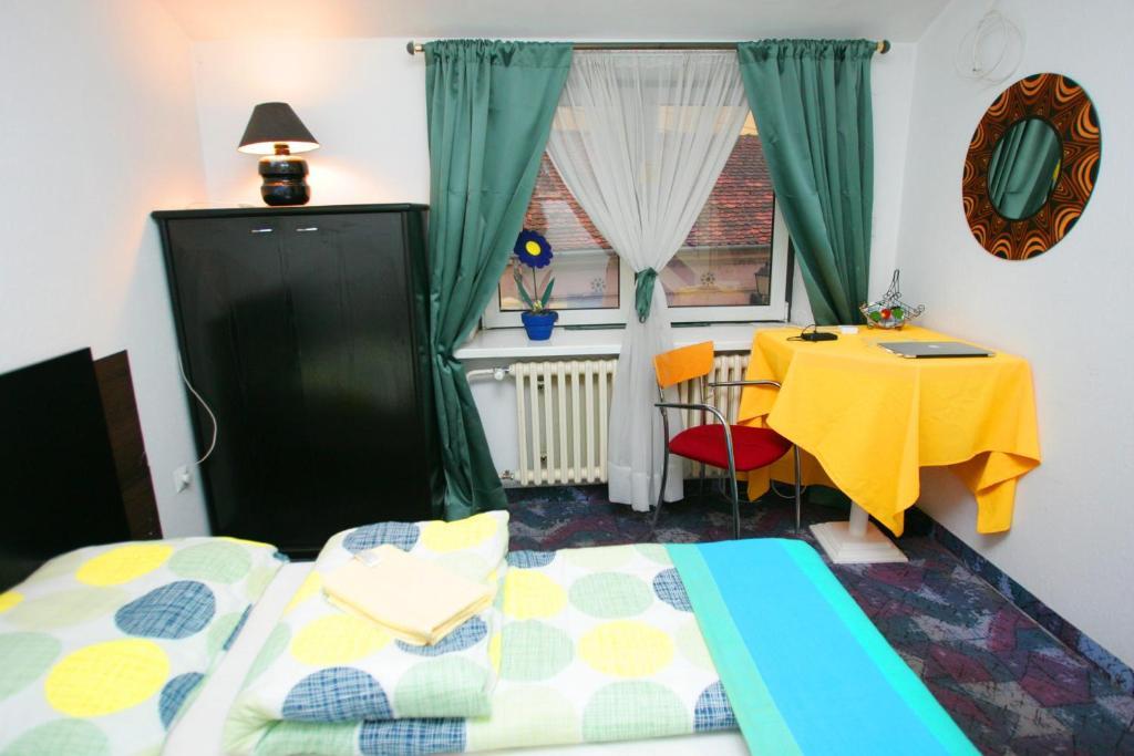 Hostel 021 Novi Sad Zimmer foto